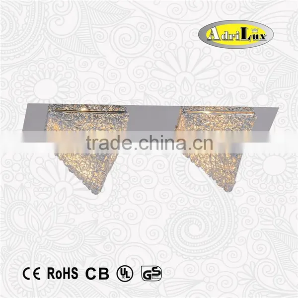 Pyramid Shade Metal Decorative G9 Wall Lighting Fixture photo-2