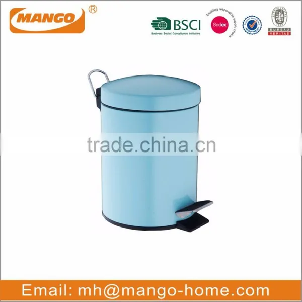 Colored Outdoor Eco Friendly Trash Can