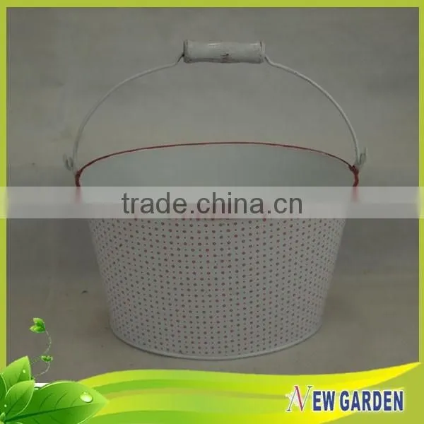 Waterproof Practical High Level White Indoor Hanging Plant Pots photo-5