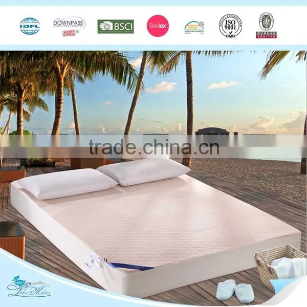 Cotton Fabric 1.2D Microfiber Filled Mattress Protector for Hotel