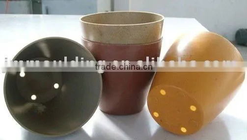 New Flower Pot Instead of Plastic Pot