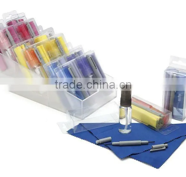 Spray lens cleaner with display