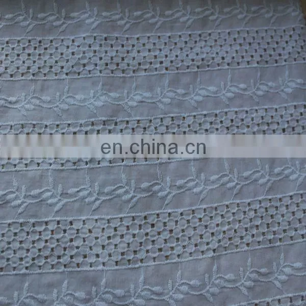 100% Cotton Embroidery Eyelet Fabric for Garment photo-4