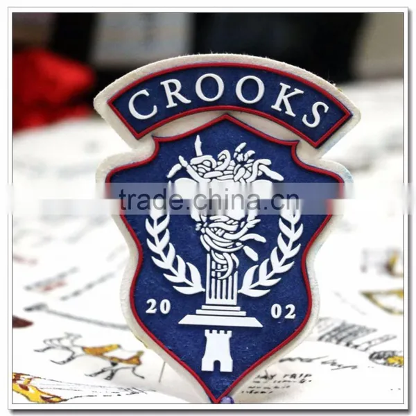 Custom Decorative PVC Badges Fashion Embroidery Silicon 3D photo-2