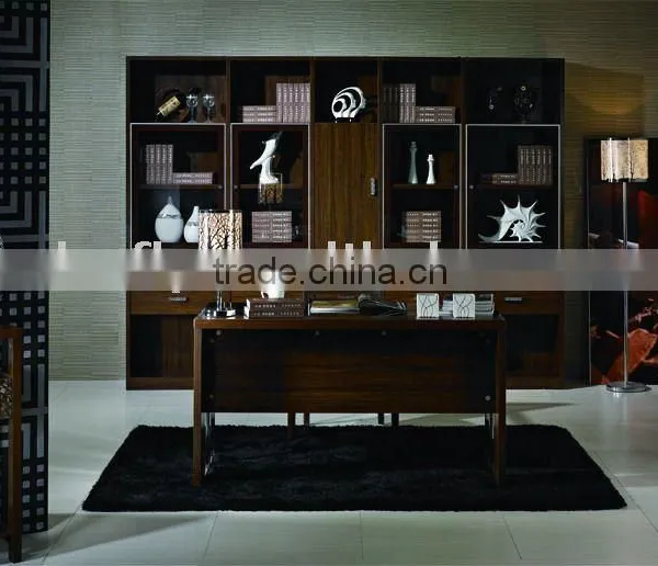 Modern wooden workstaion set