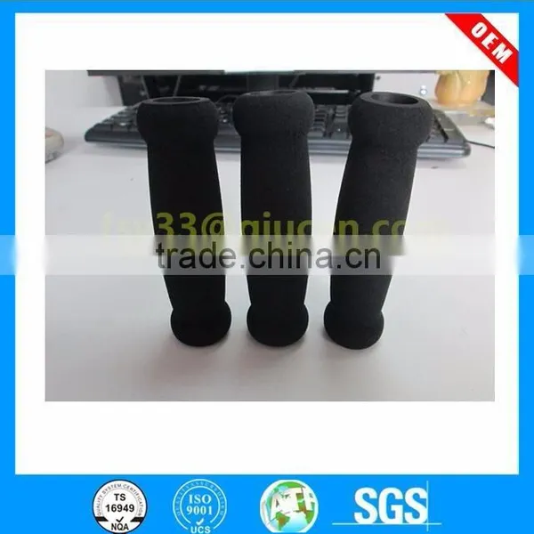 Excellent Resistance to Acid Fuel and Oil PVC/Nitrile (NBR) Foam Grips Rubber Sponge Grips photo-2