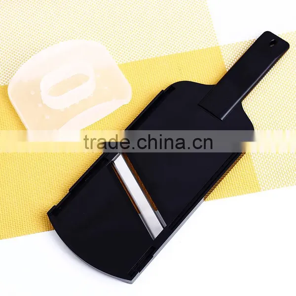 BKB14 PP Handle Vegetable Peeler photo-2