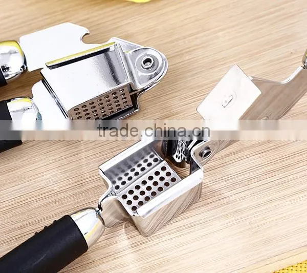 2016 Hot Sale Kitchen Accessories Garlic Press Galic Peeler photo-4