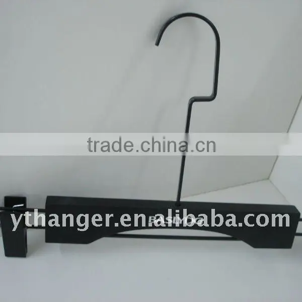 WF65 Plastic Clip Hanger for Pants and Skirts photo-1
