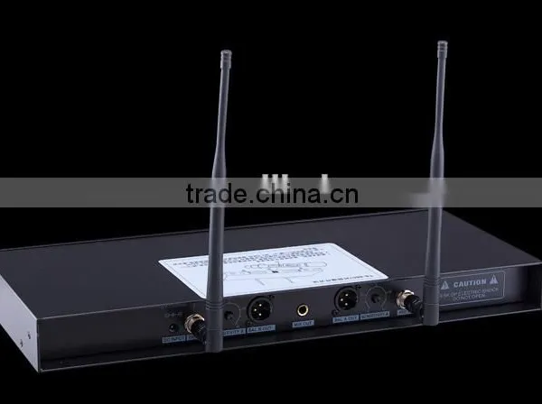 Professional KTV UHF Wireless Microphone,Dual Channel UHF Wireless Microphone,Outdoor Performance Wireless Microphone photo-4