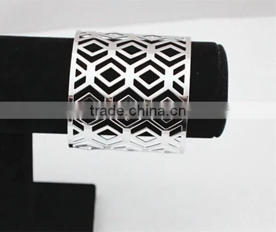 Europe Polygon Punk Style Hollow Jewelry Bangles With Factory Price photo-5