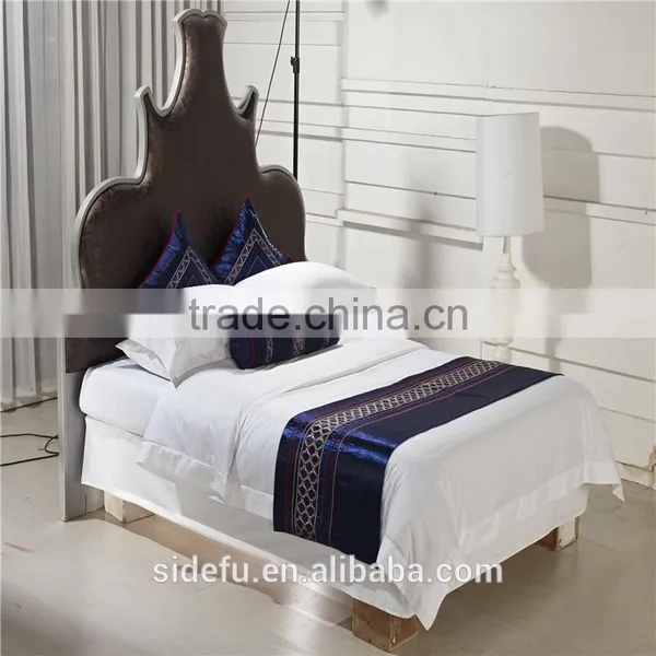 Cheap100% Polyester Decorative Hotel Bed Runner Hotel Pillow Case Cushion Cover photo-4
