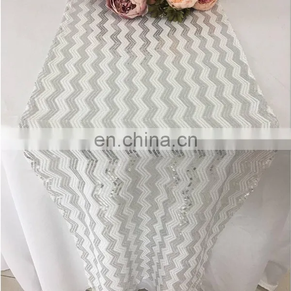 TR010C Wholesale Cheap Made in China Red Satin Table Runners for Weddings photo-3
