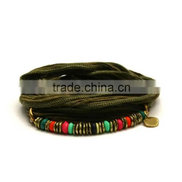 Fashionable Wholesale New Design Armet Metal Keychain photo-6