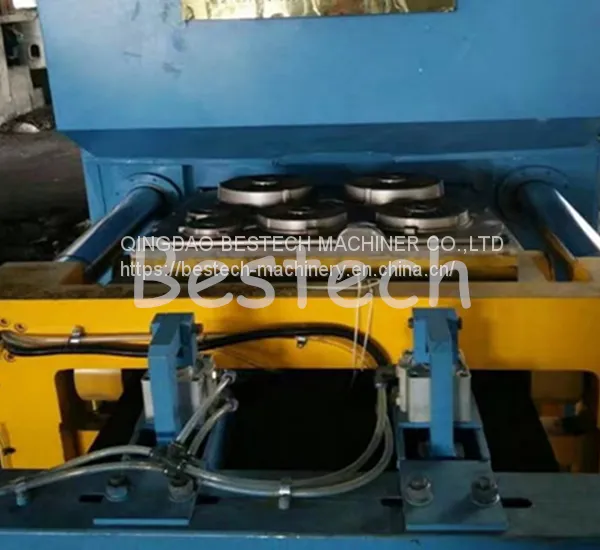 Vertical Flaskless Green Sand Casting Molding Machine photo-4