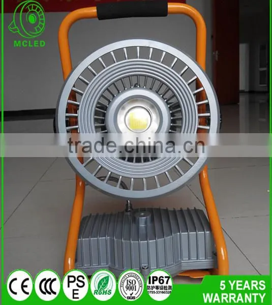 2016 Newest Design Aluminum IP67 60W LED Moveable Working Light 4.5 Hours Rechargeable Lamp