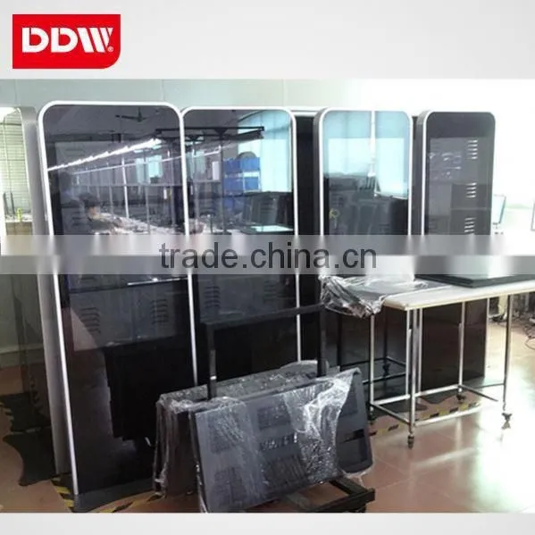 46 Inch 1500Nits High Brightness Indoor Floor Stand Digital Signage photo-2