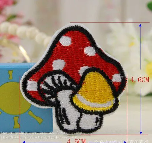 China Factory Price Latest White Cotton Patches Embroidery Textile photo-4