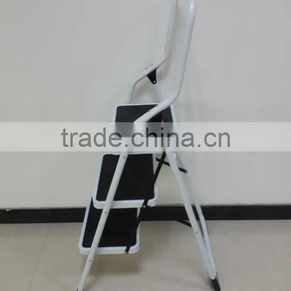 3 Step Steel Ladder With White Color photo-4