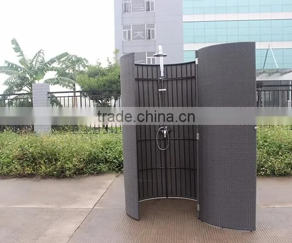 Outside Rattan Shelter Shower Room photo-2