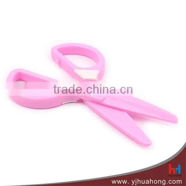 Kids Hot Sell Funny Plastic Scissors photo-3