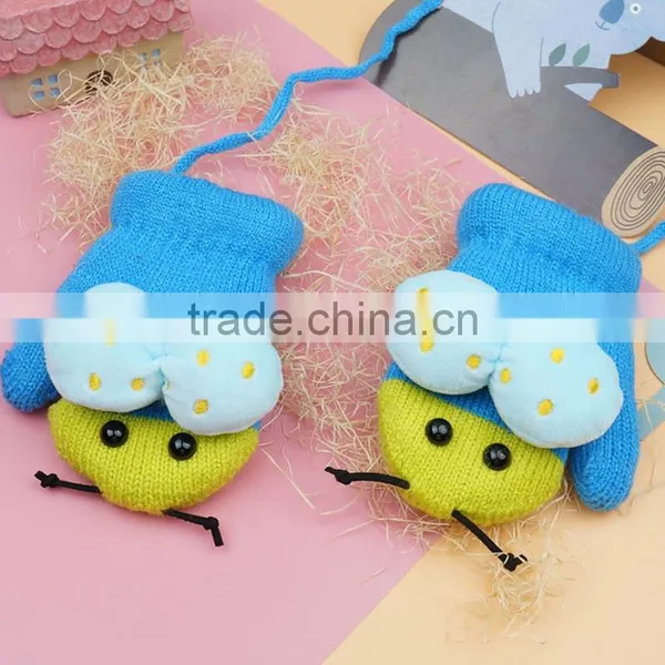 TC13008 Hot Selling Lovely Knitted Animal Pattern Baby Mitten Gloves New Fashion Winter Warm Baby Gloves With String photo-4