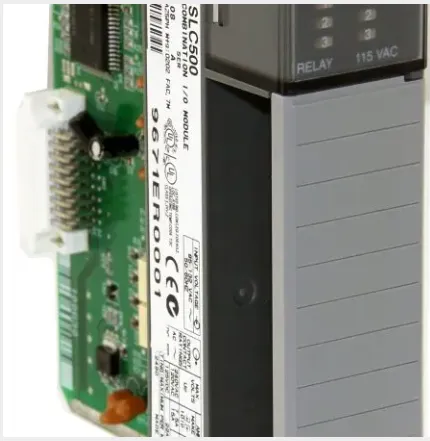Allen-Bradley 1746-INT4 is a SLC 500 Isolated Thermalcouple/mV Analog Input Module photo-4