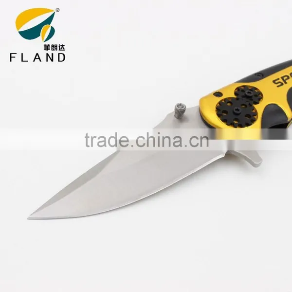 YangJiang Manufactuer Multi Accessory Knives Portable Military Knife Survival Knife for photo-3