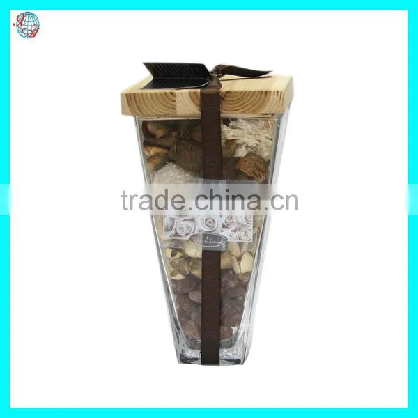 Scented Potpourri Dried Flower In Glass Vase