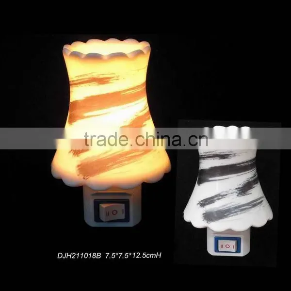 Fine Porcelain Plug in Oil Burner photo-2