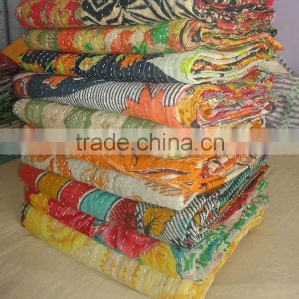 Throw Kantha Quilt Handmade Reversible Quilt Vintage Gudari Ralli Hand Stitched Kanth Recycled Sari Blanket photo-2