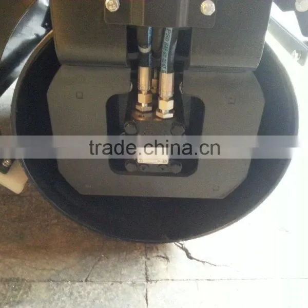 Double Drum Vibration Roller RZ750D photo-4