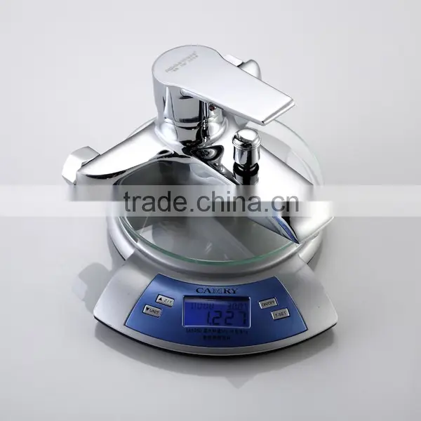 Exquisite Design in Hot Cold Water Mixer Tap for Sale photo-5
