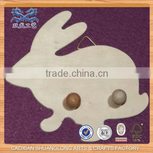New Design Cheap Rabbit Shaped Carved Wooden Wall Hook