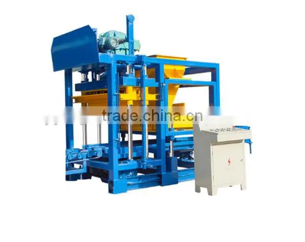 High Quality Automatic Qt4-25 Semi Automatic Concrete Block Forming Machine photo-3