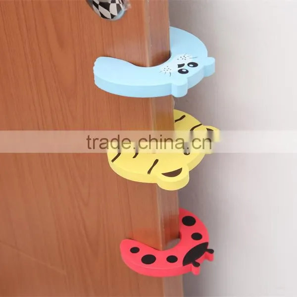 J148 Baby Safety Soft Rubber With Cartoon Design Door Guard photo-5