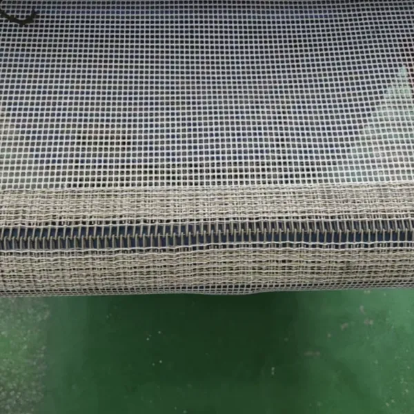 PTFE Open Mesh Conveyor Belt, 40% offene Fläche, Drahtdurchmesser 0,4mm, Rand aus Edelstahl 304, Dauerbetrieb bei 200°C