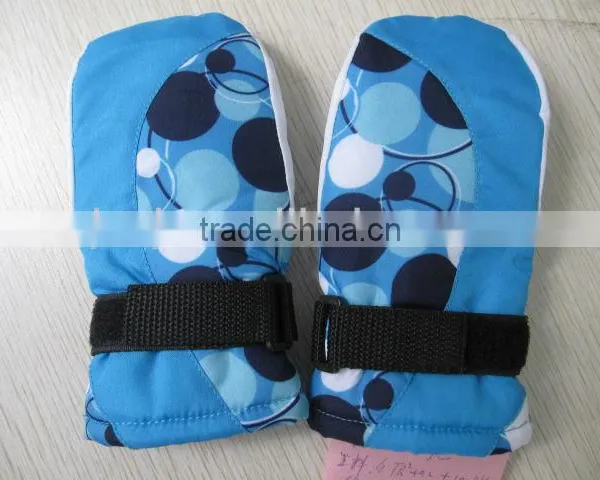Bright Bubble Hand Glove