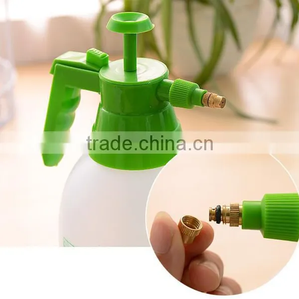 2L Sprayer for Gardent Use,flower Water Sprayer,practical Sprayer Easy to Use photo-4