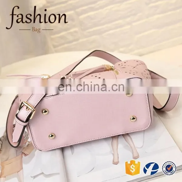CR on Time Delivery Guaranteed Handbags Latest Model With Tassels Long Strap Shoulder Bag Beautiful Pink Color Hollow Bag photo-4
