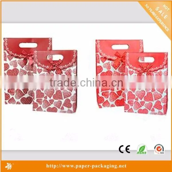 Romantic Cute Gift Cheap Paper Bags Wholesale photo-4