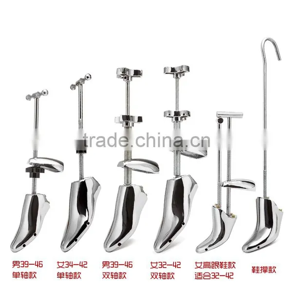 Man Shoe Expander