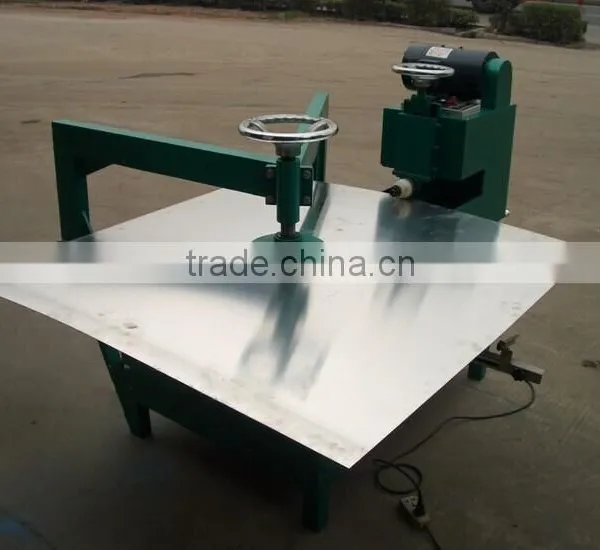 Circle Road Signs Making Machine photo-2