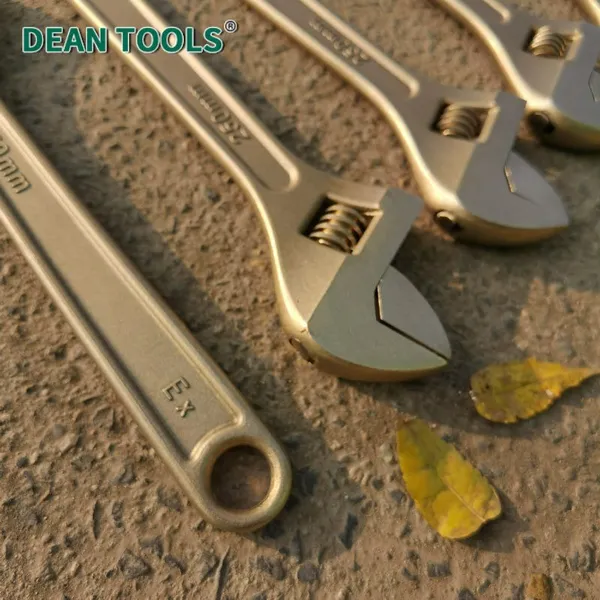 Неносящая искры регулируемая гаечный ключ 10-дюймовый DEAN TOOLS с рукояткой из бериллиевого бронзы с антискользящим покрытием. Гарантия 1 год. Протокол лабораторных испытаний