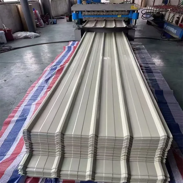 Usine chinoise - Toiture en tôle d'acier ondulée galvanisée prépeinte PPGL, feuille métallique de toiture colorée pour usines, entrepôts, fermes et maisons