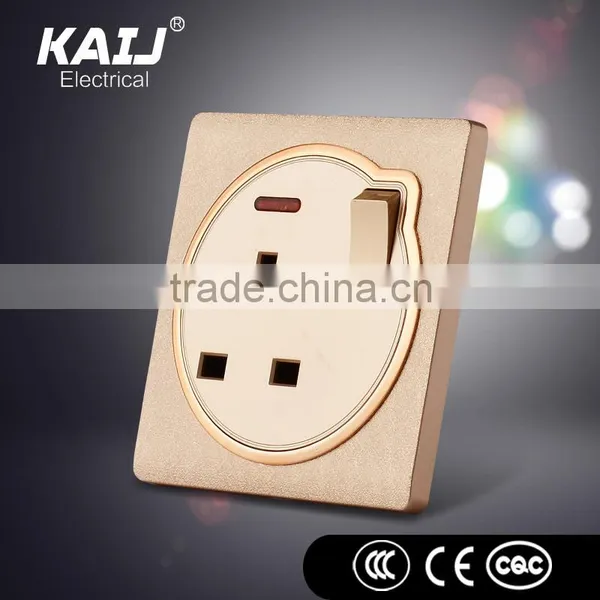 2016 New Design BS Standard Wall Mounted Luxury 13A 250V Single 1 Gang 3 Pole Pin Electrical Switch Socket for Home Hotel photo-2