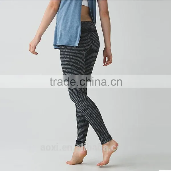 Oem Service Custom Design Sports Legging Girls Stripe Nylon Spandex Yoga Pants photo-3