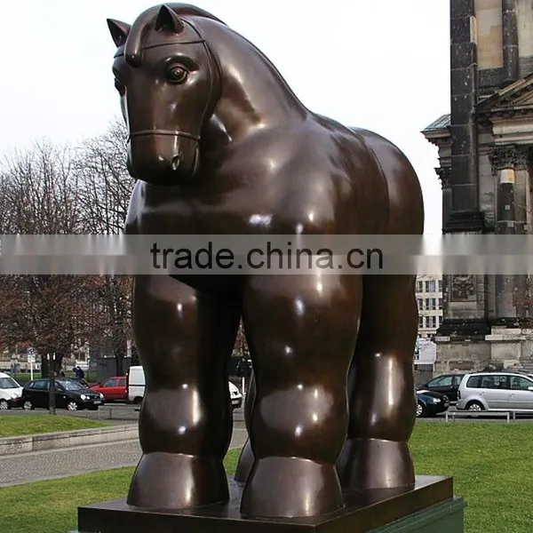 Bronze Modern Abstract Fernando Botero Sculpture Fat Hand Sculpture for Garden Decoration photo-3