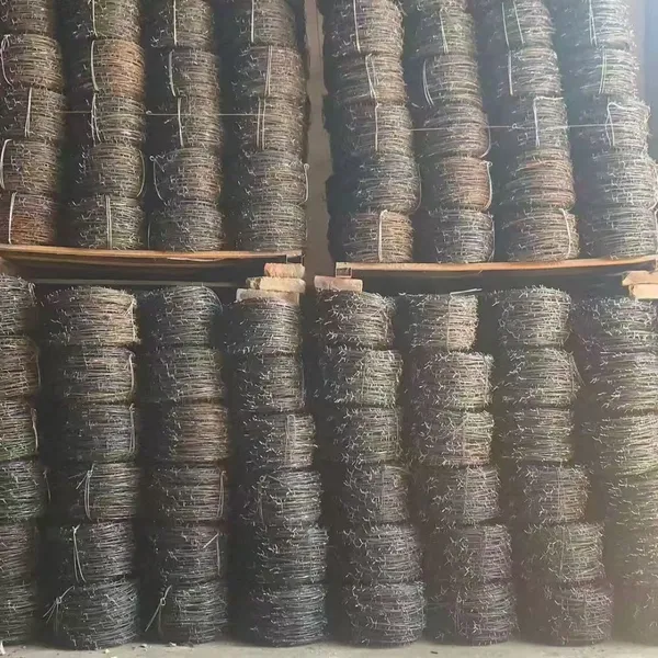 Heavy Duty High Tensile Steel Barb Wire Farm Fencing Anti-Climb Perimeter Security Barbed Wire photo-3