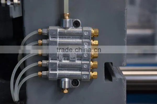 130Ton Precise Plastic Injection Molding Machine photo-5